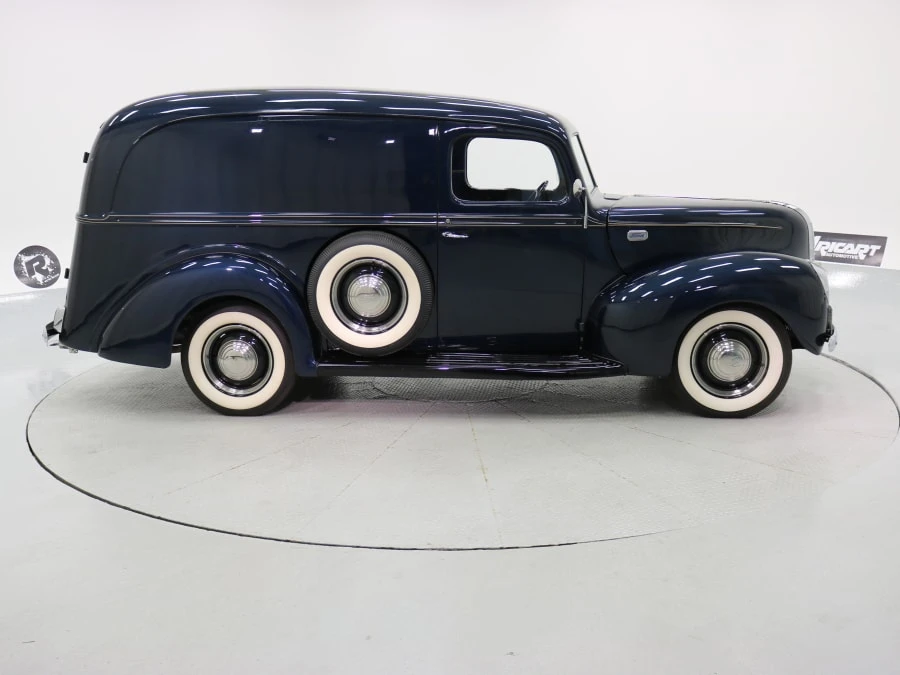 1941 Ford Standard & Deluxe & Super Deluxe - Image 2 of 12