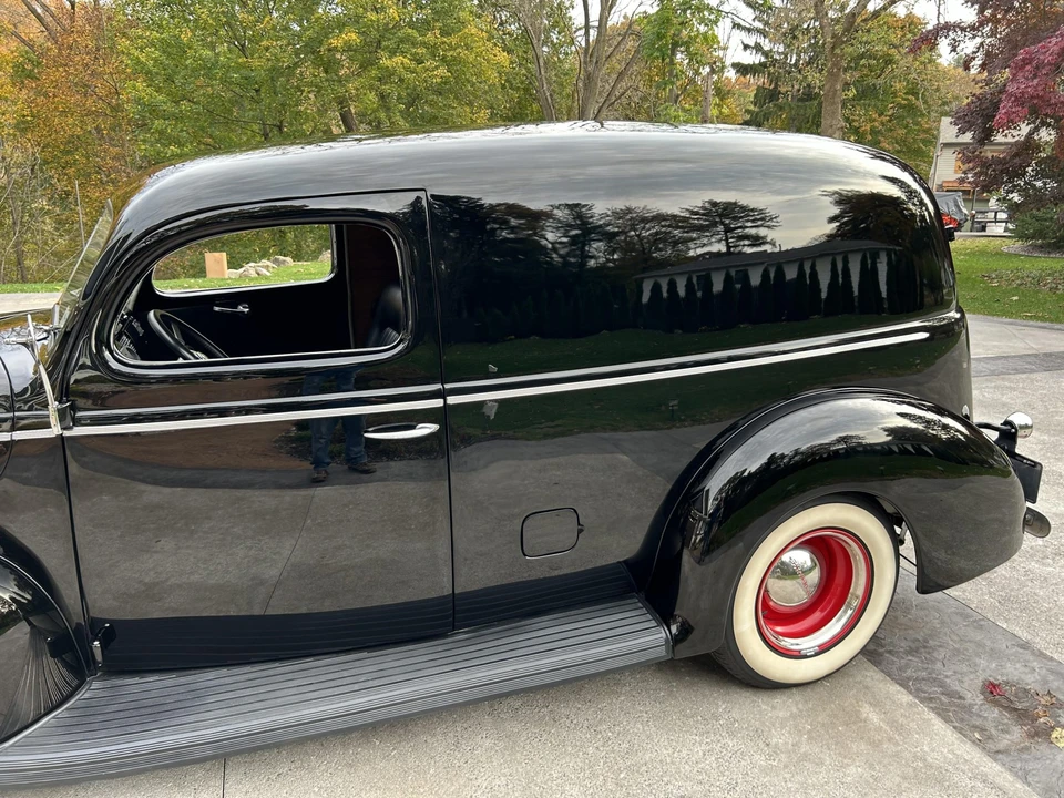 1941 Ford Standard & Deluxe & Super Deluxe - Image 21 of 31