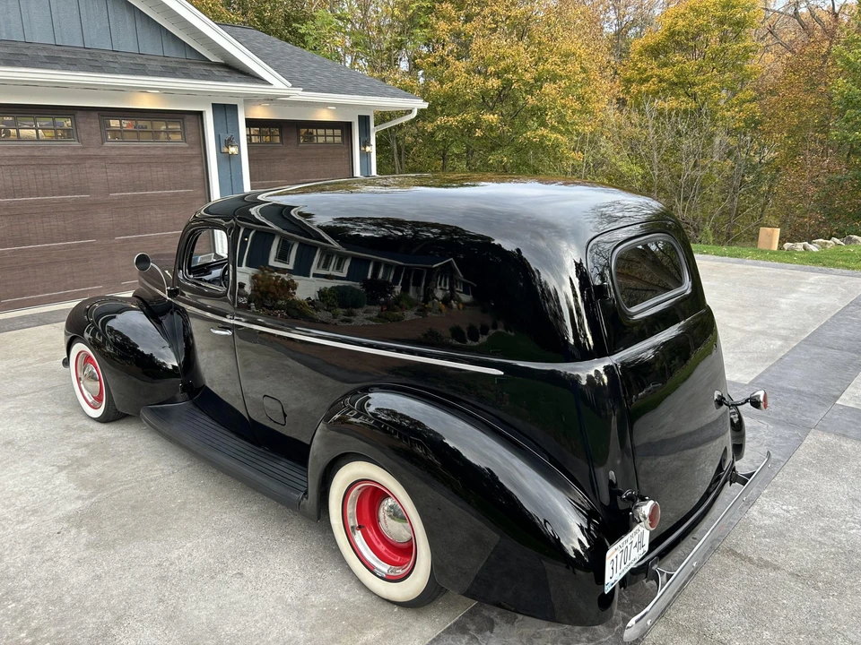 1941 Ford Standard & Deluxe & Super Deluxe - Image 16 of 31