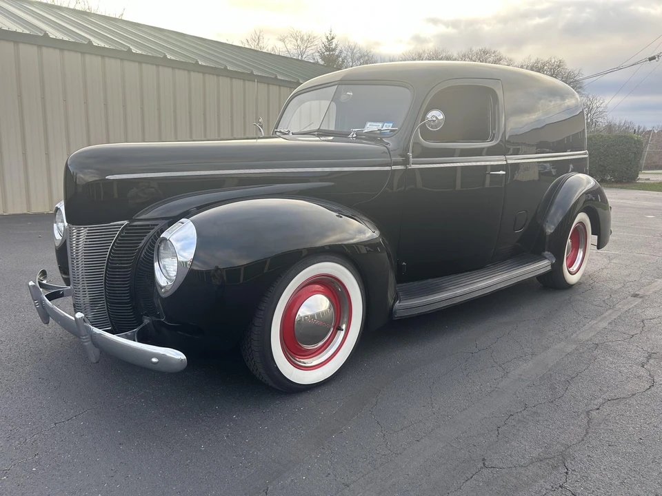 1941 Ford Standard & Deluxe & Super Deluxe - Image 2 of 31