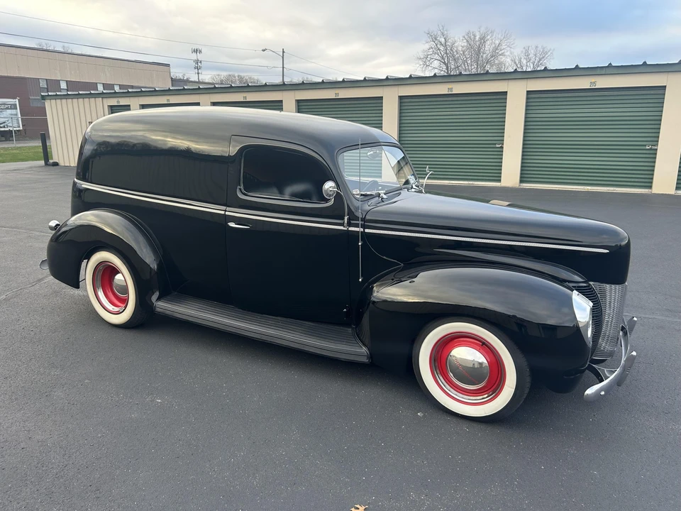 1941 Ford Standard & Deluxe & Super Deluxe - Image 10 of 31