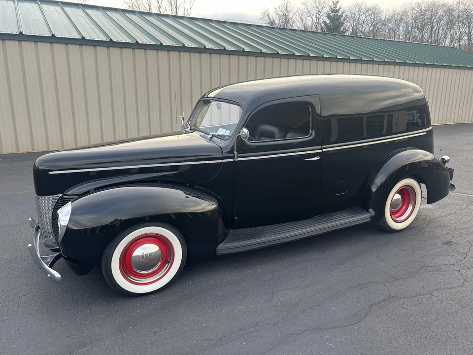 1941 Ford Standard & Deluxe & Super Deluxe - Image 4 of 31