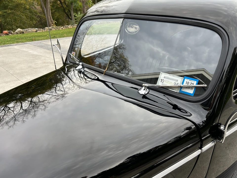 1941 Ford Standard & Deluxe & Super Deluxe - Image 30 of 31