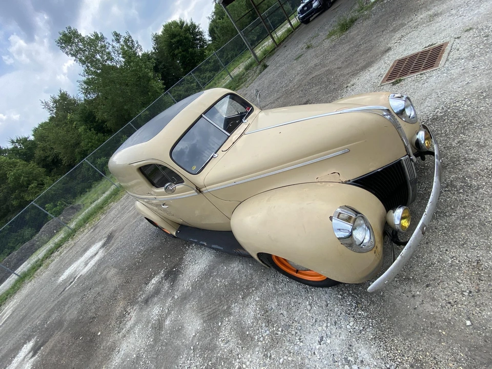 1941 Ford Standard & Deluxe & Super Deluxe - Image 7 of 31