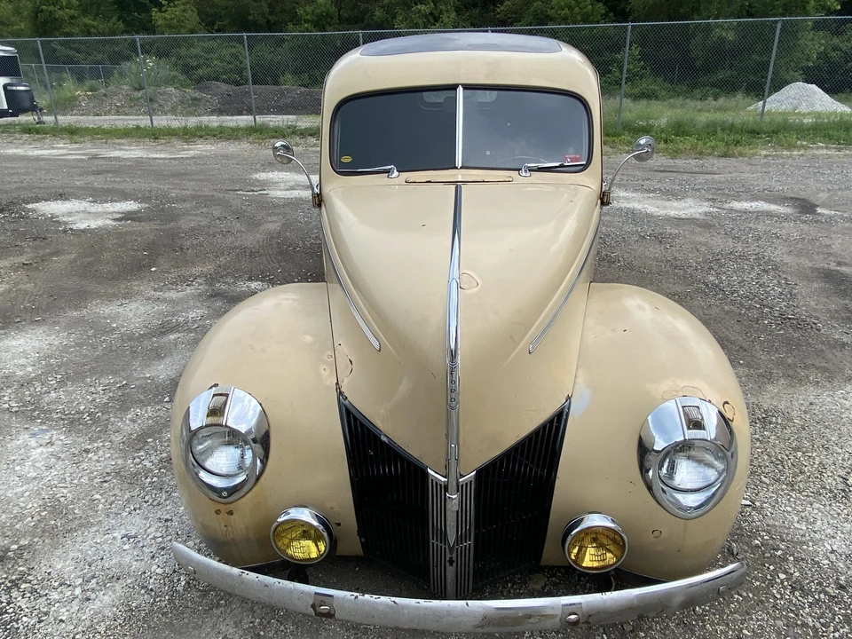 1941 Ford Standard & Deluxe & Super Deluxe - Image 3 of 31