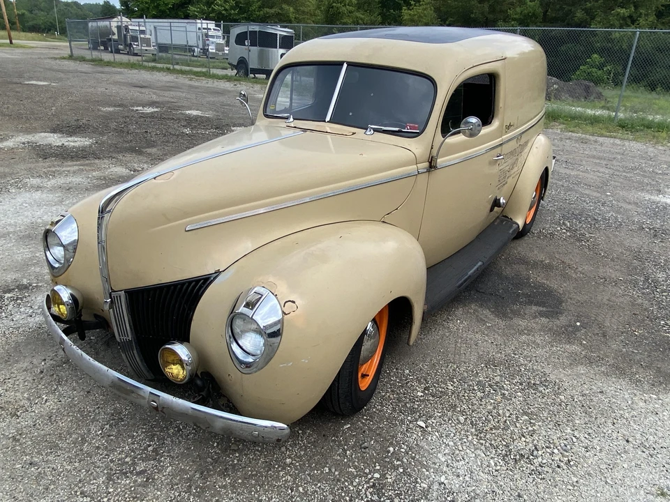 1941 Ford Standard & Deluxe & Super Deluxe - Image 2 of 31