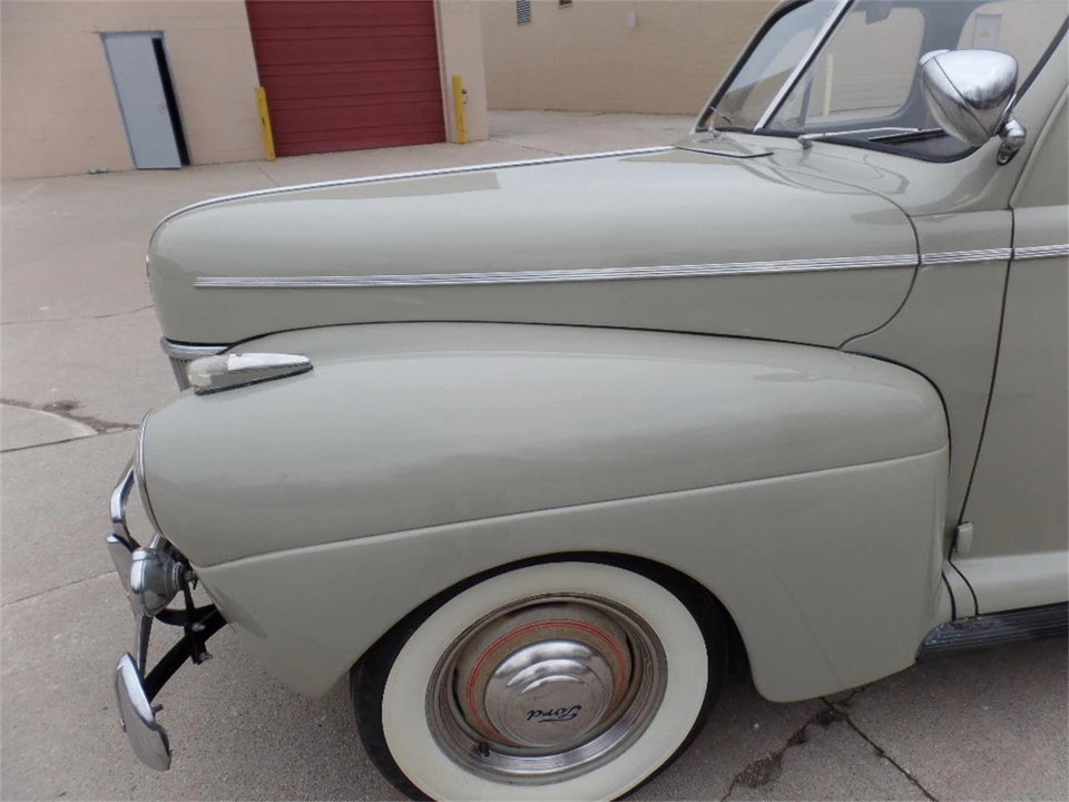 1941 Ford Standard & Deluxe & Super Deluxe - Image 6 of 31