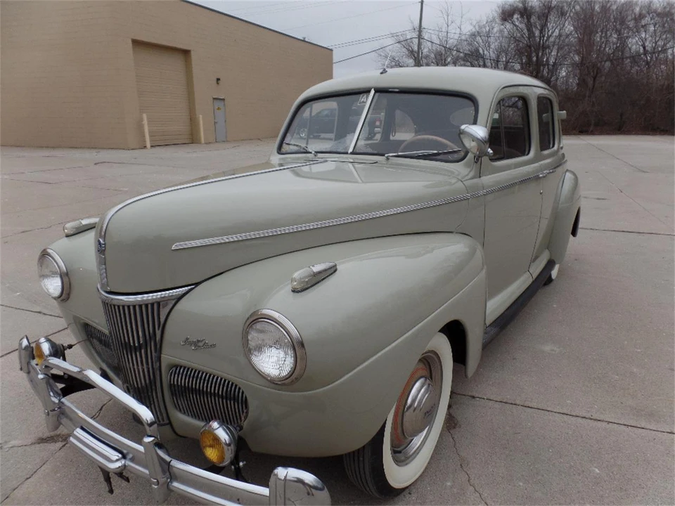 1941 Ford Standard & Deluxe & Super Deluxe - Image 9 of 31
