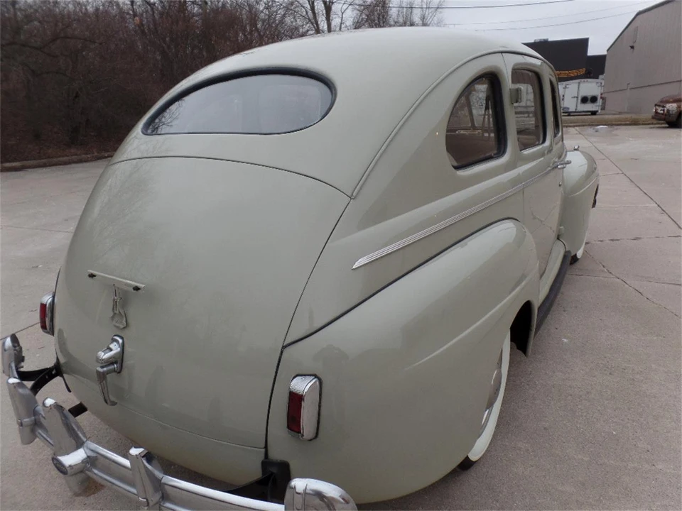 1941 Ford Standard & Deluxe & Super Deluxe - Image 12 of 31