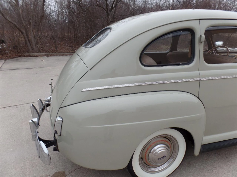1941 Ford Standard & Deluxe & Super Deluxe - Image 13 of 31
