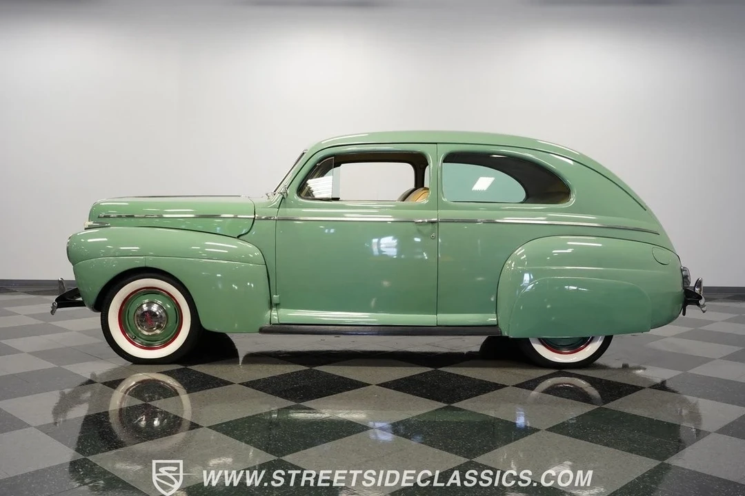 1941 Ford Standard & Deluxe & Super Deluxe - Image 3 of 12