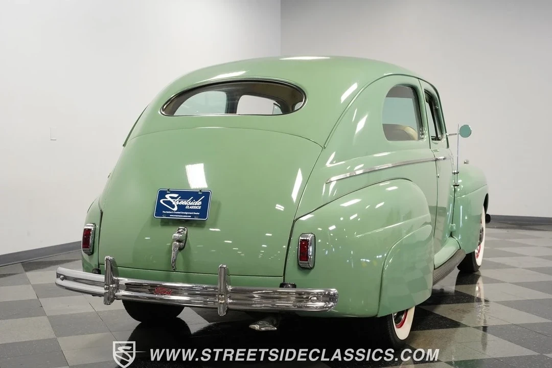 1941 Ford Standard & Deluxe & Super Deluxe - Image 12 of 12