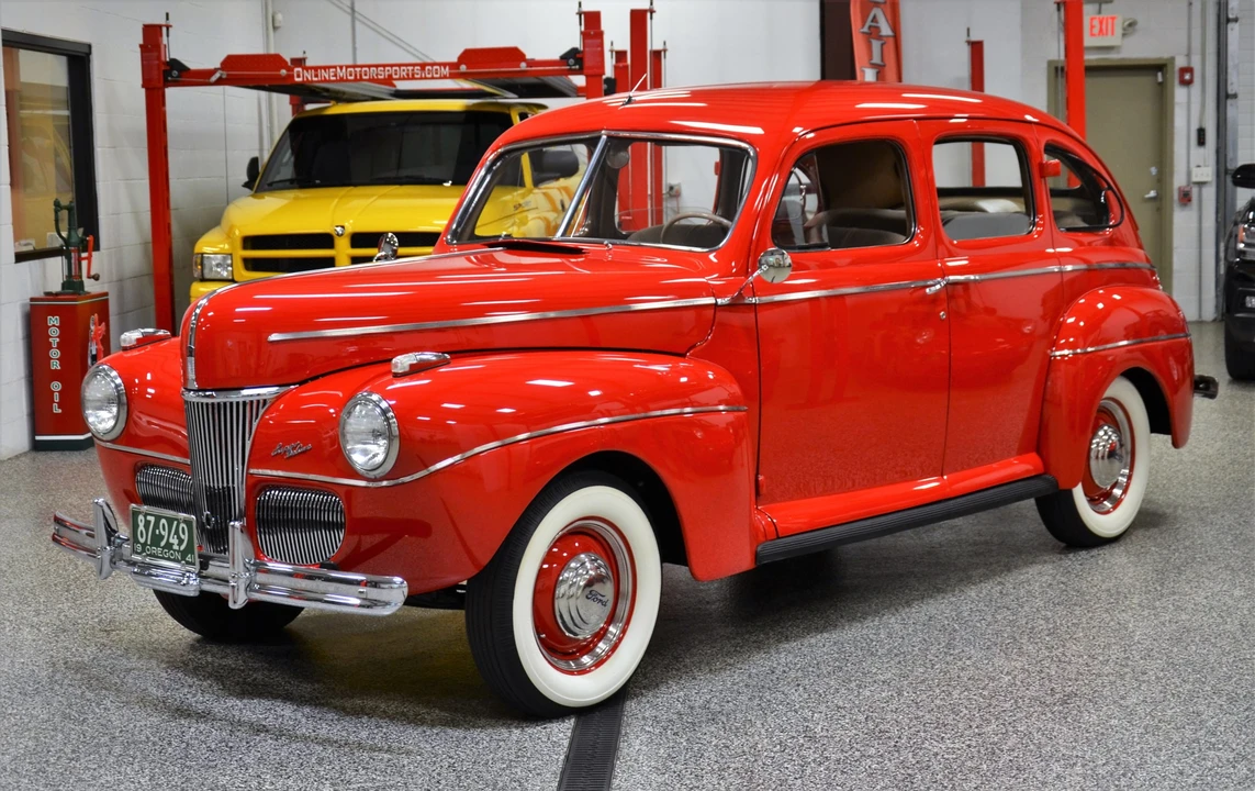 1941 Ford Standard & Deluxe & Super Deluxe - Image 9 of 31