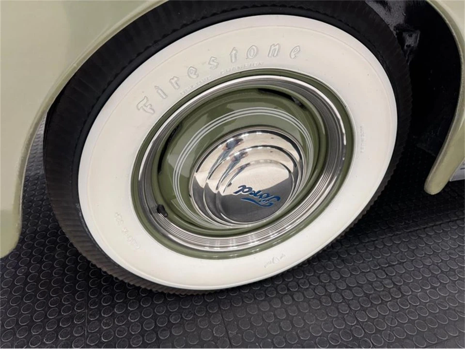 1941 Ford Standard & Deluxe & Super Deluxe - Image 22 of 31