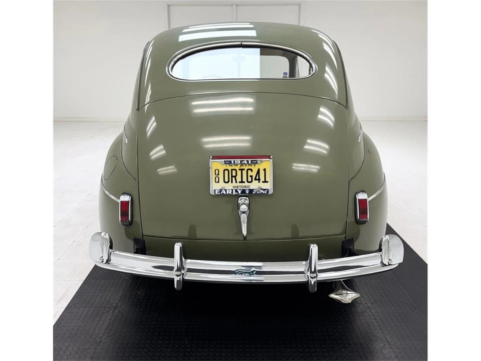 1941 Ford Standard & Deluxe & Super Deluxe - Image 4 of 31