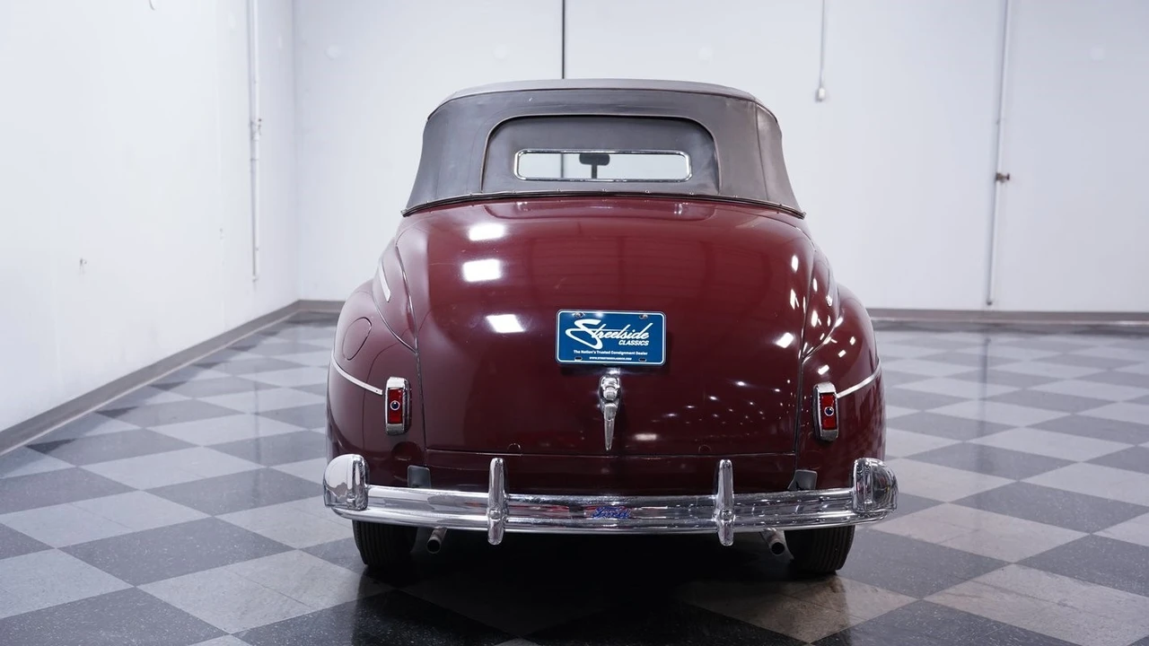 1941 Ford Standard & Deluxe & Super Deluxe - Image 9 of 12