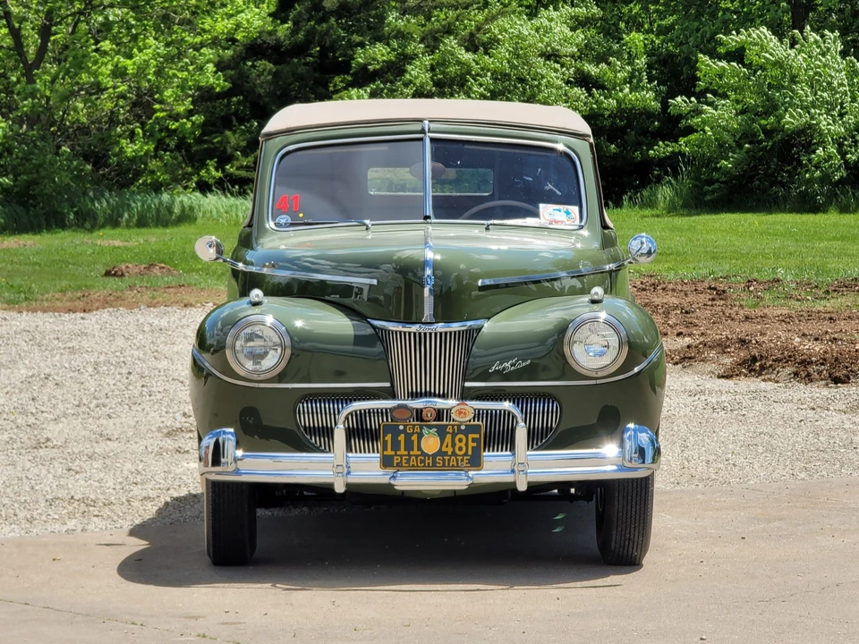 1941 Ford Standard & Deluxe & Super Deluxe - Image 9 of 31