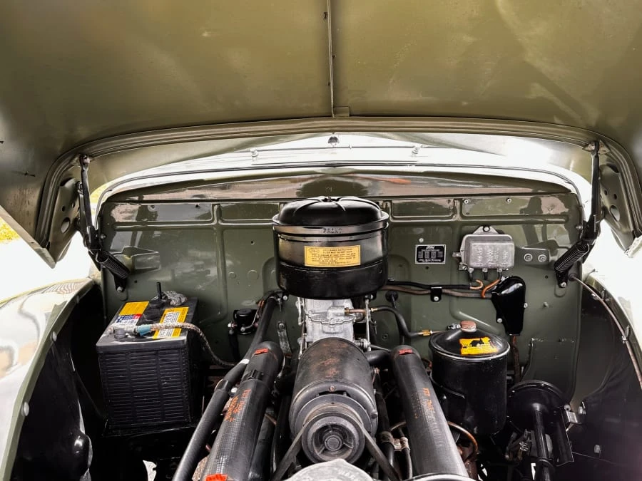 1941 Ford Standard & Deluxe & Super Deluxe - Image 9 of 16