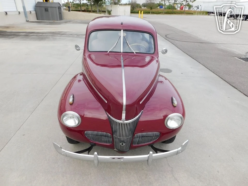 1941 Ford Standard & Deluxe & Super Deluxe - Image 8 of 12