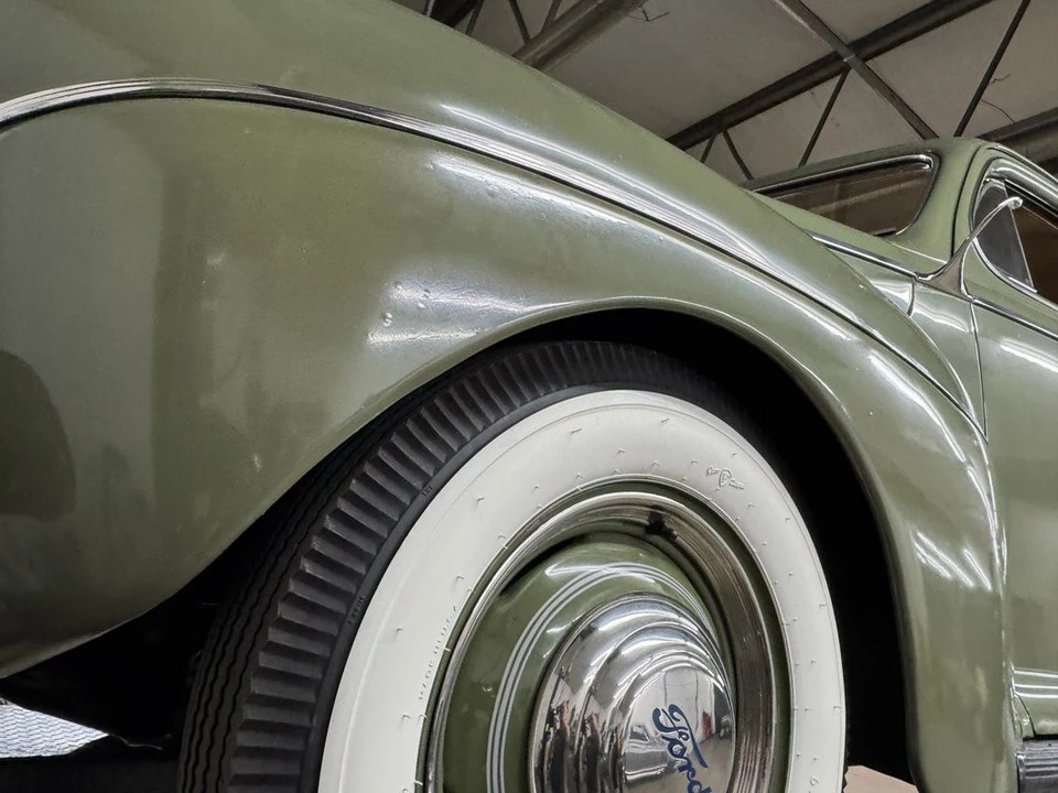 1941 Ford Standard & Deluxe & Super Deluxe - Image 29 of 31