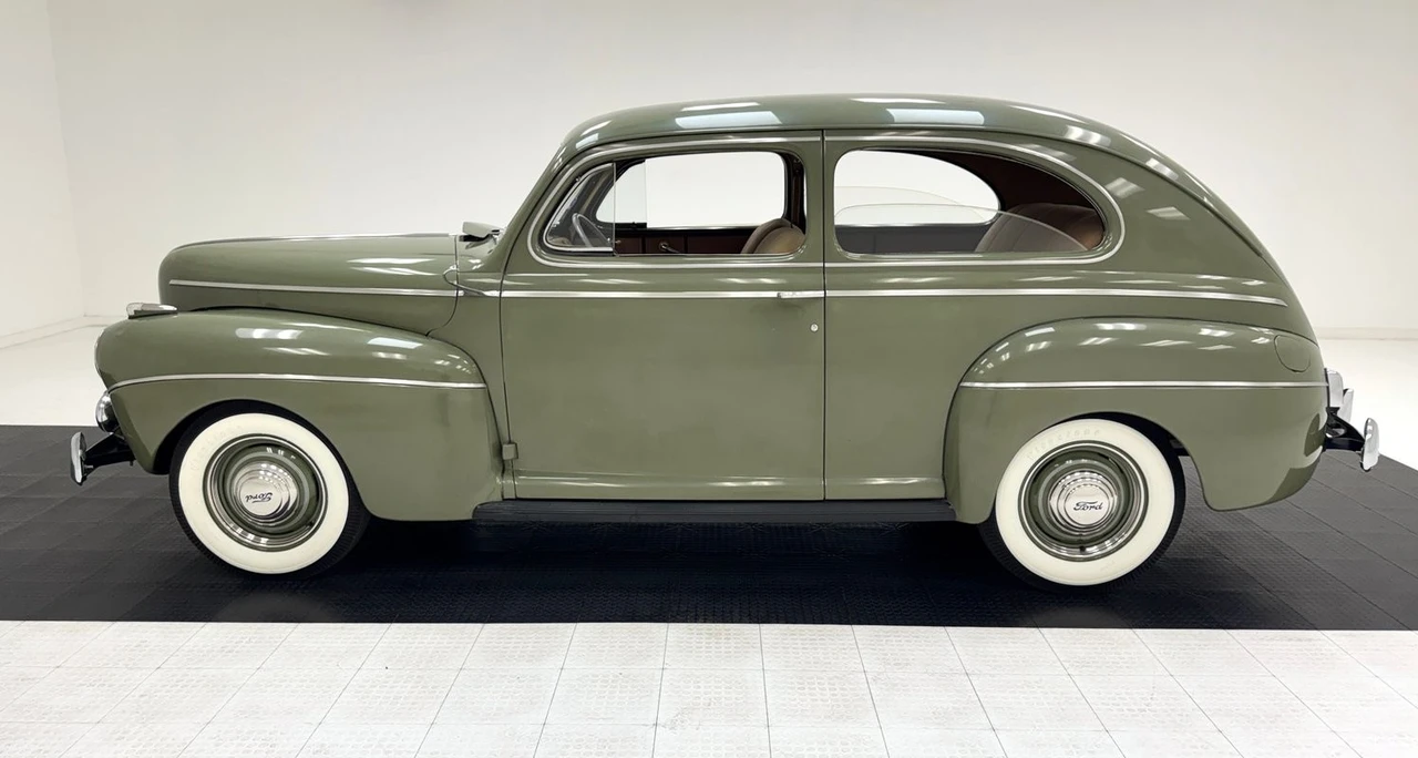 1941 Ford Standard & Deluxe & Super Deluxe - Image 2 of 31