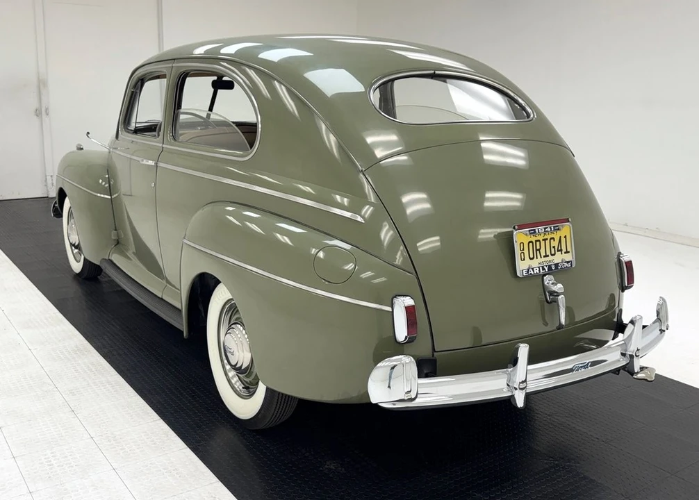 1941 Ford Standard & Deluxe & Super Deluxe - Image 3 of 31