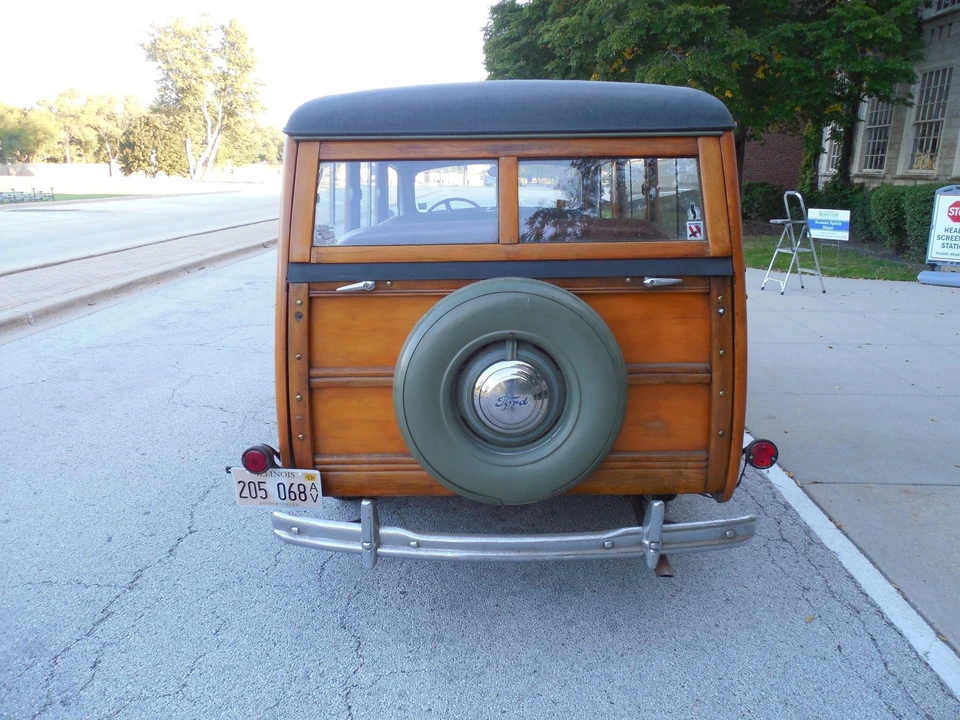 1941 Ford Standard & Deluxe & Super Deluxe - Image 16 of 31