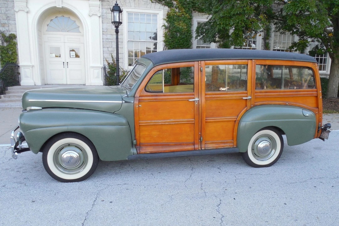 1941 Ford Standard & Deluxe & Super Deluxe - Image 9 of 31