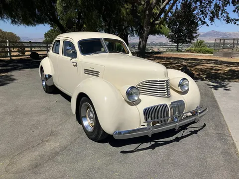 1941 Graham Hollywood Restomod