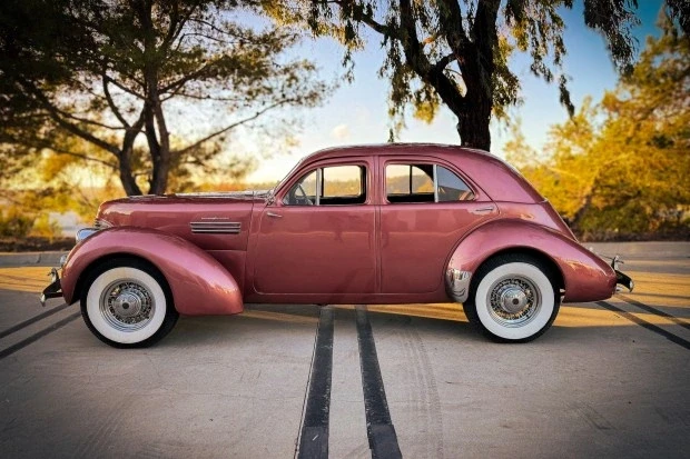 1941 Graham - Image 3 of 9