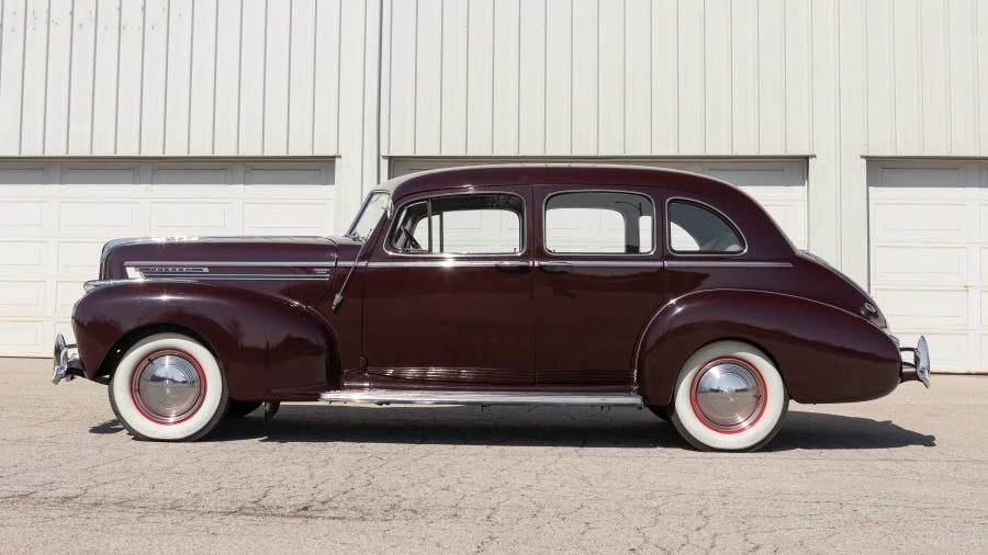 1941 Hudson Commodore - Image 11 of 25