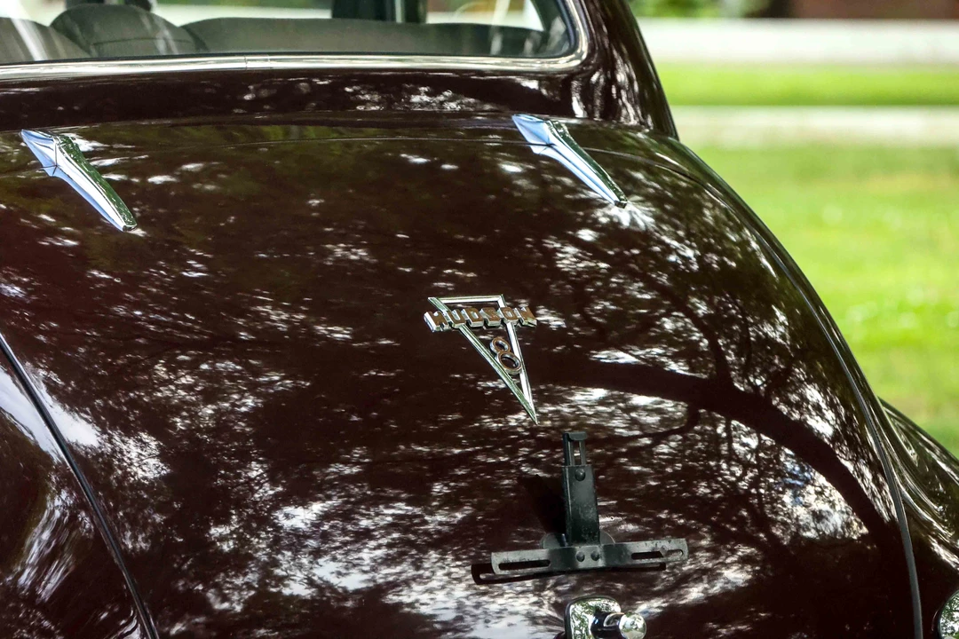 1941 Hudson Commodore - Image 11 of 31