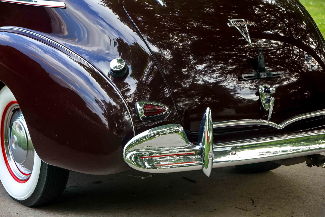 1941 Hudson Commodore - Image 9 of 31
