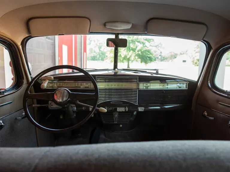 1941 Hudson Commodore - Image 5 of 31