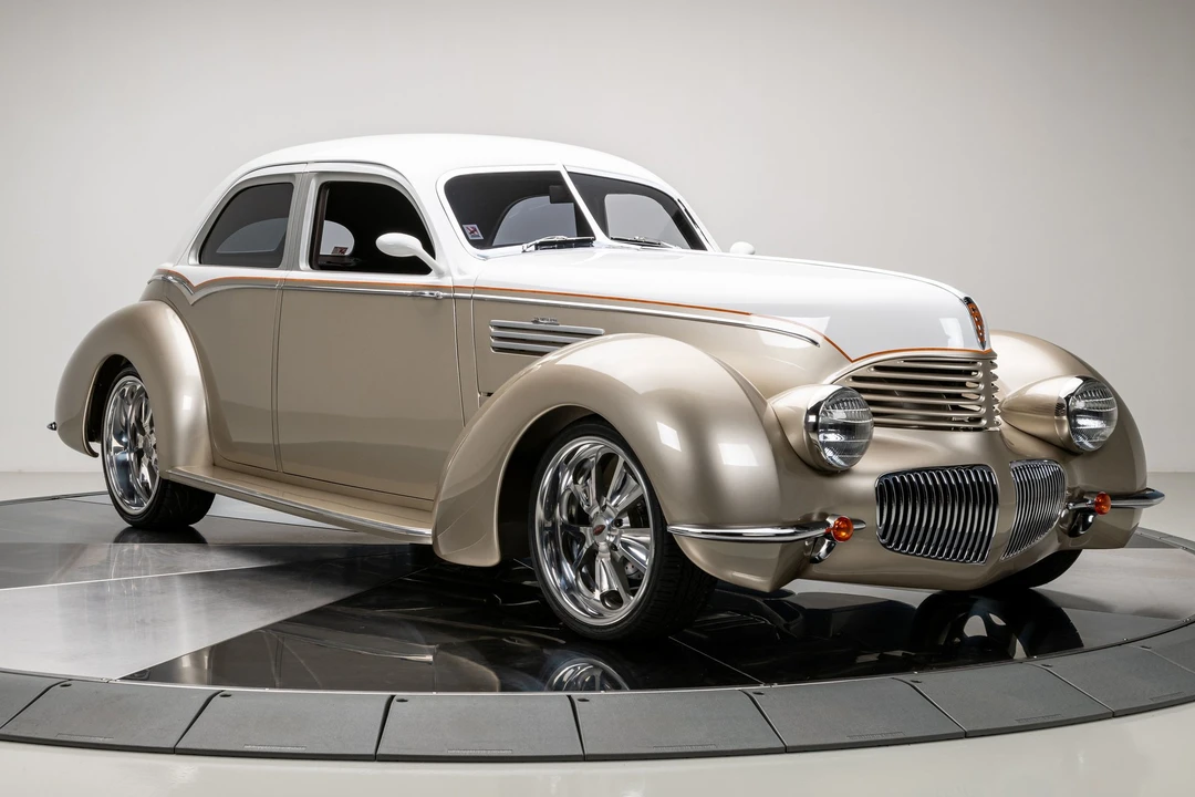 1941 Hupmobile - Image 9 of 31