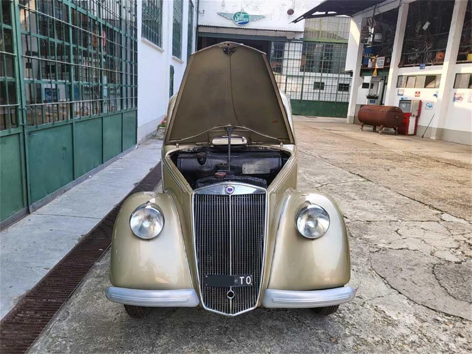 1941 Lancia - Image 29 of 31