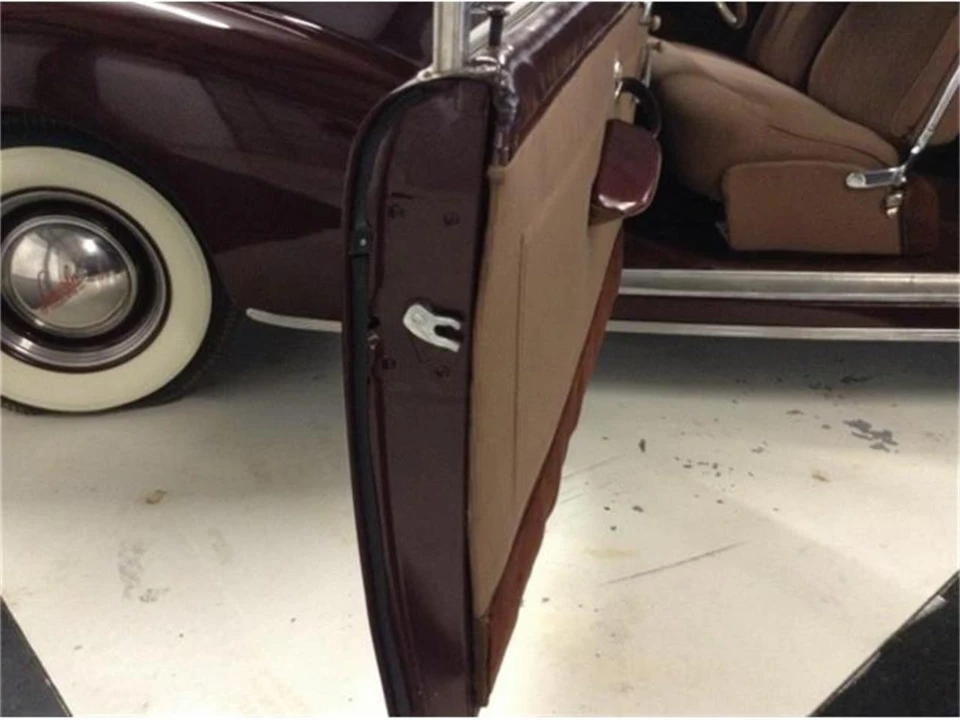 1941 Lincoln Continental 1st Gen - Image 11 of 31