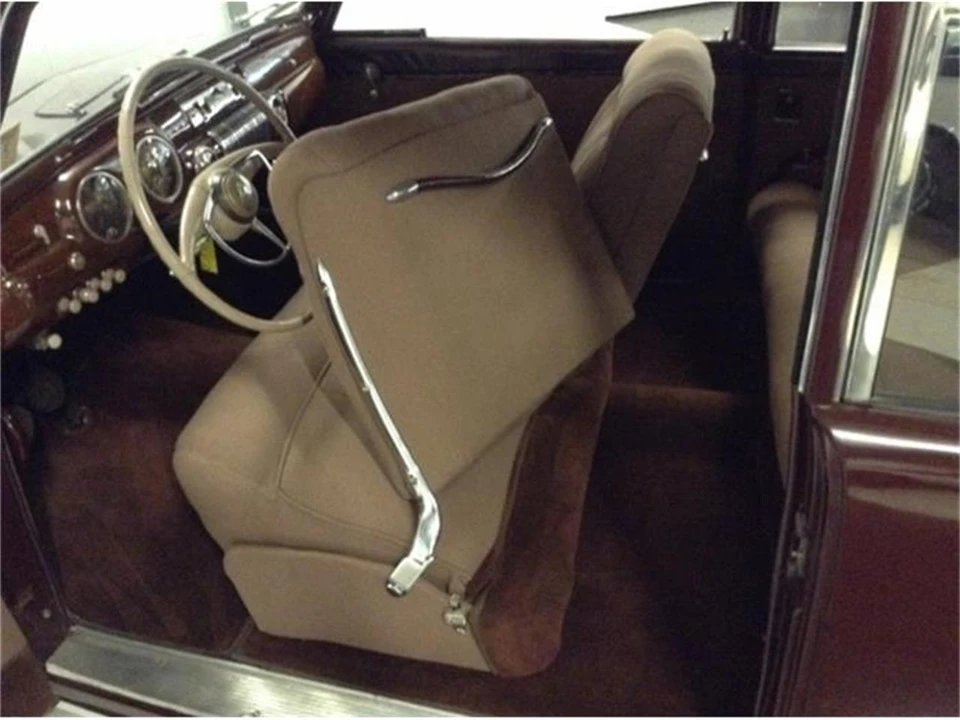 1941 Lincoln Continental 1st Gen - Image 15 of 31