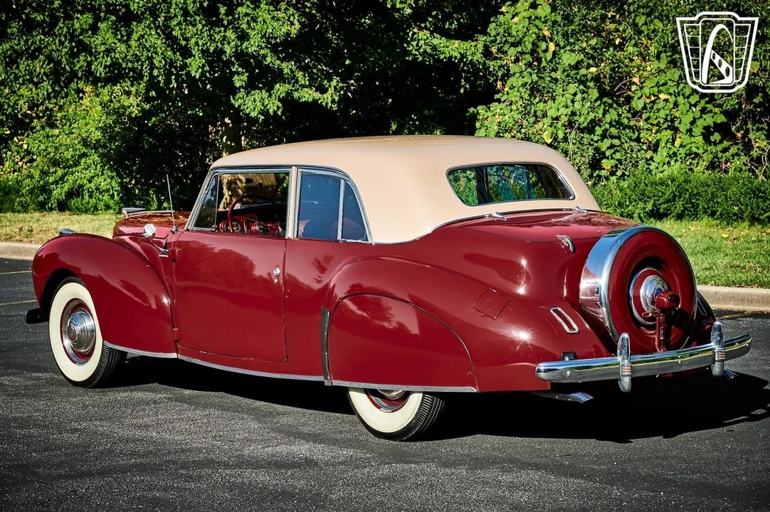 1941 Lincoln Continental 1st Gen - Image 9 of 12