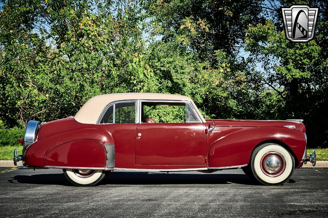 1941 Lincoln Continental 1st Gen - Image 9 of 21