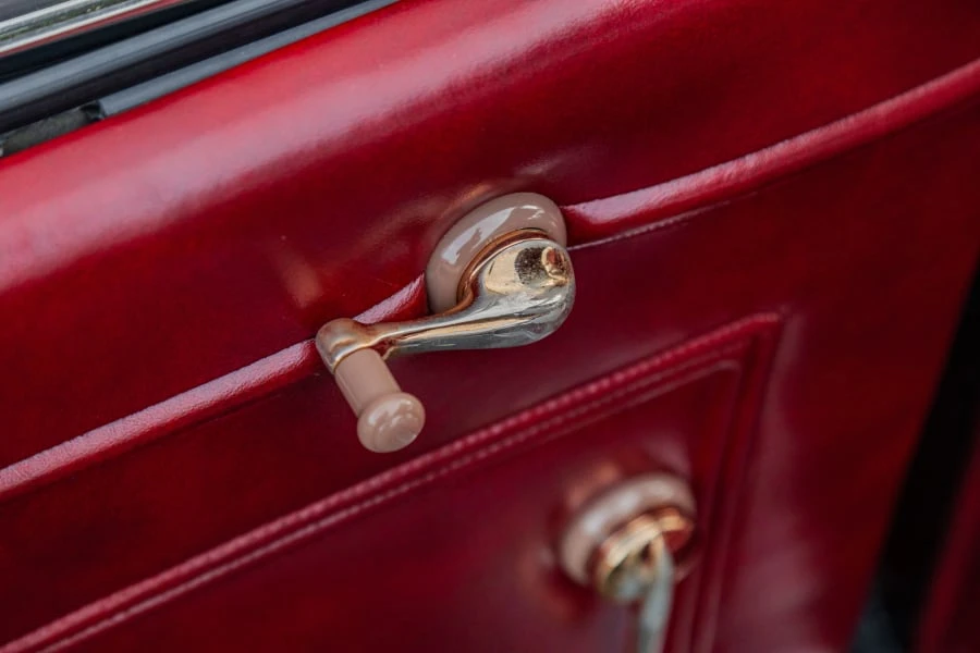 1941 Lincoln Continental 1st Gen - Image 22 of 31