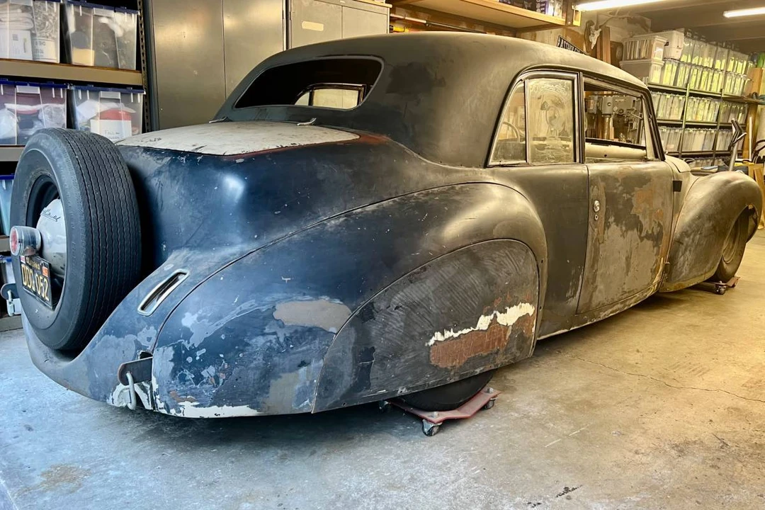 1941 Lincoln Continental 1st Gen - Image 2 of 13