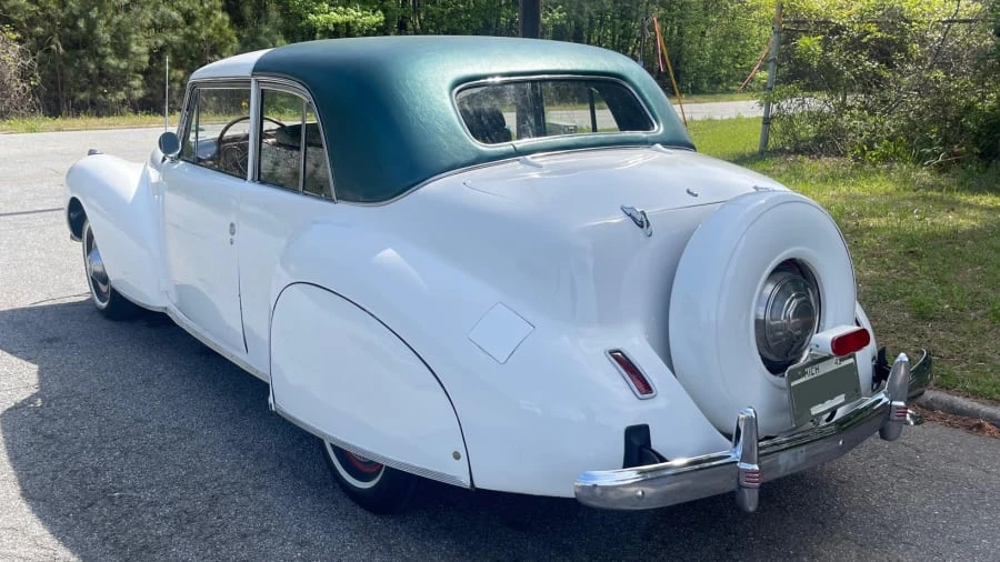 1941 Lincoln Continental 1st Gen - Image 3 of 18