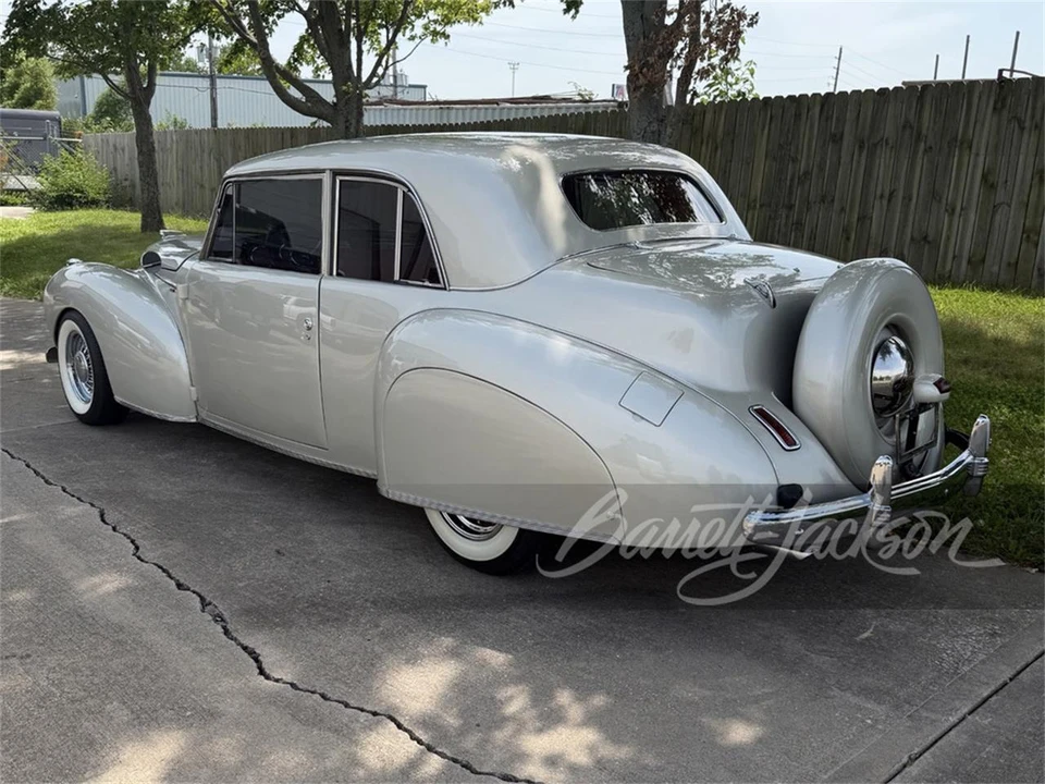 1941 Lincoln Continental 1st Gen - Image 3 of 5