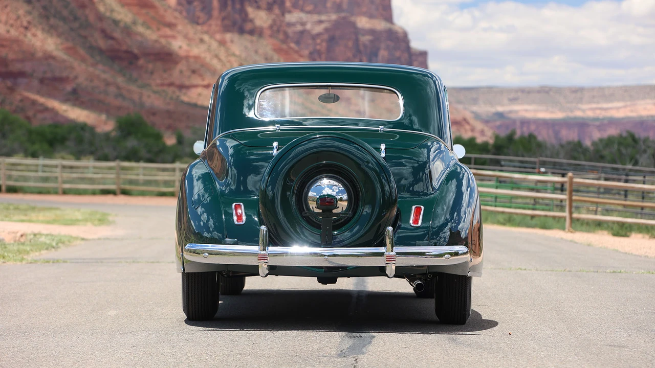 1941 Lincoln Continental 1st Gen - Image 11 of 31