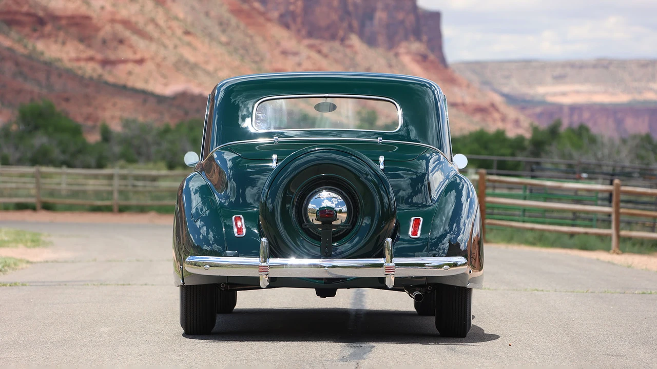 1941 Lincoln Continental 1st Gen - Image 9 of 31