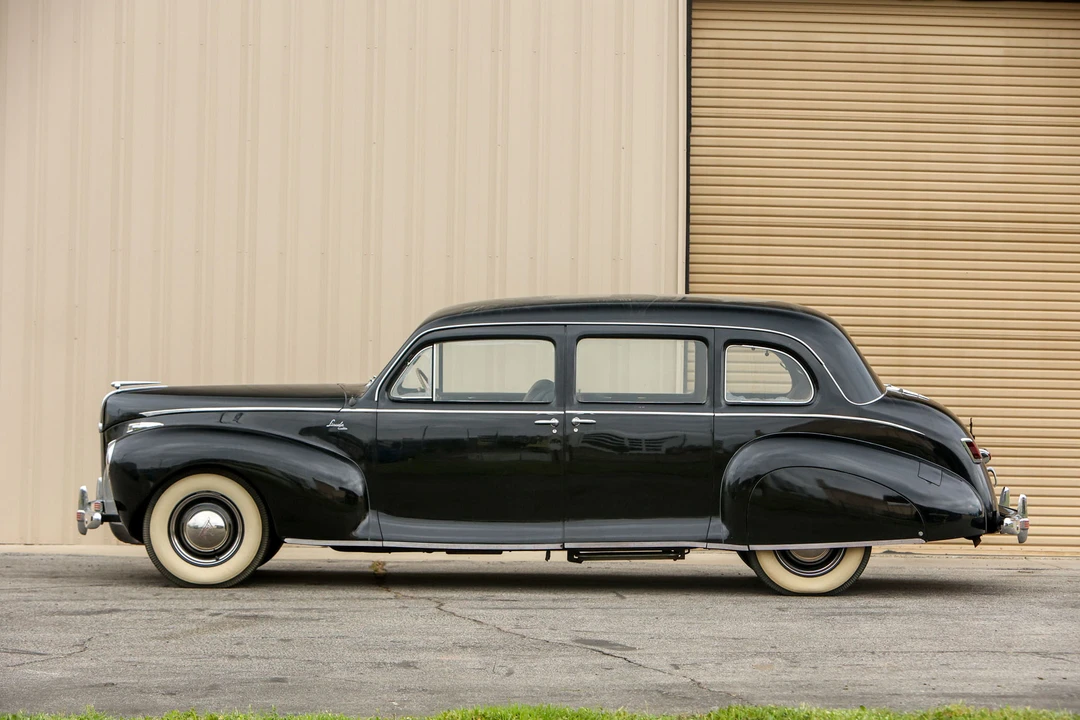 1941 Lincoln Zephyr - Image 3 of 31