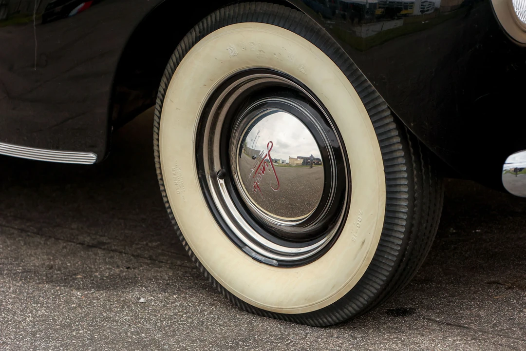 1941 Lincoln Zephyr - Image 13 of 31