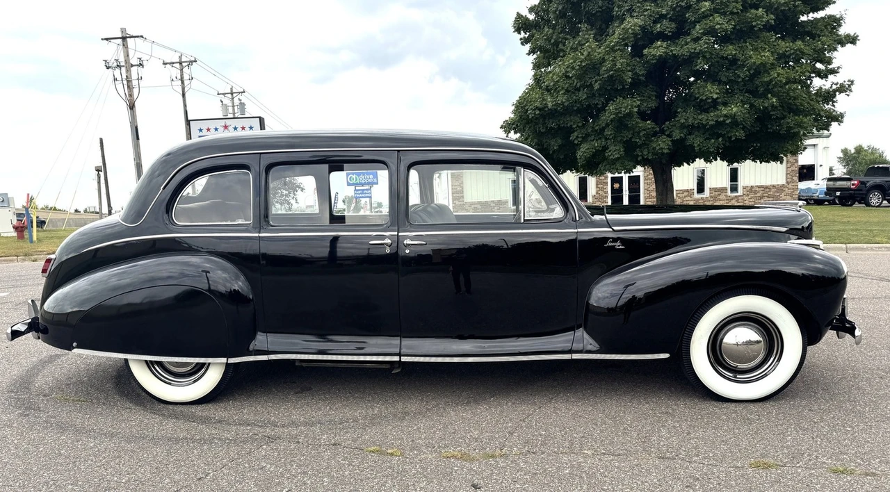 1941 Lincoln Zephyr - Image 2 of 21
