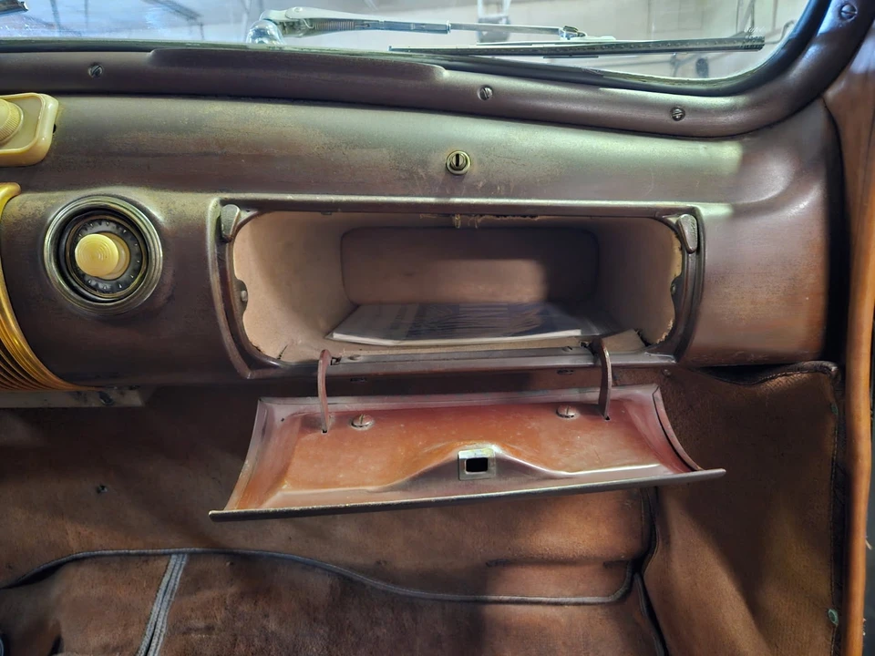 1941 Lincoln Town Car - Image 13 of 17